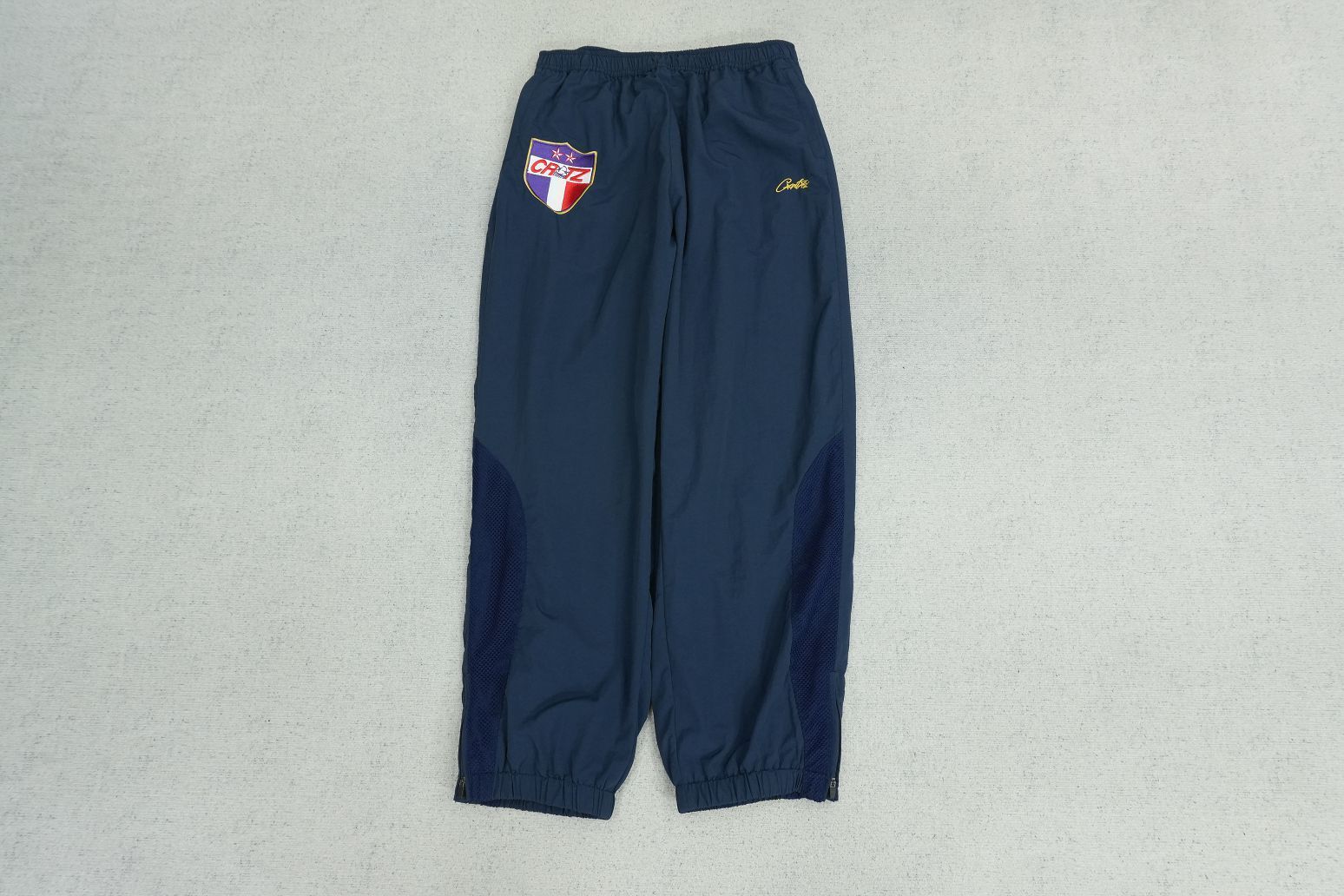 C - SWEATPANTS
