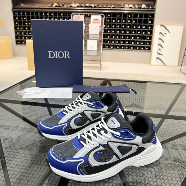 D - SNEAKERS