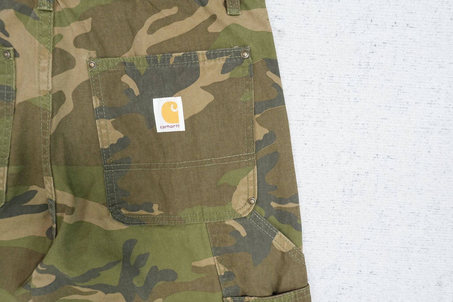 C - JEANS