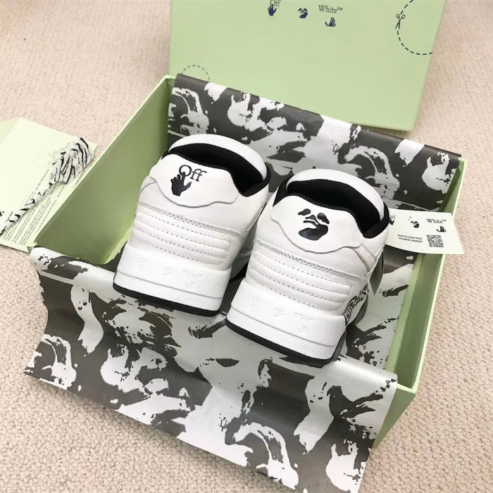 O - SNEAKERS
