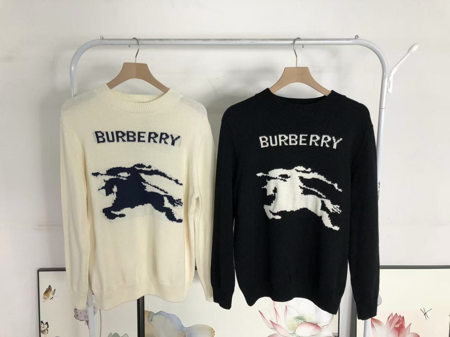 B - SWEATER