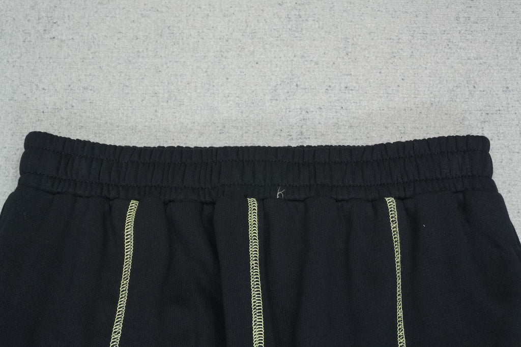 C - SWEATPANTS