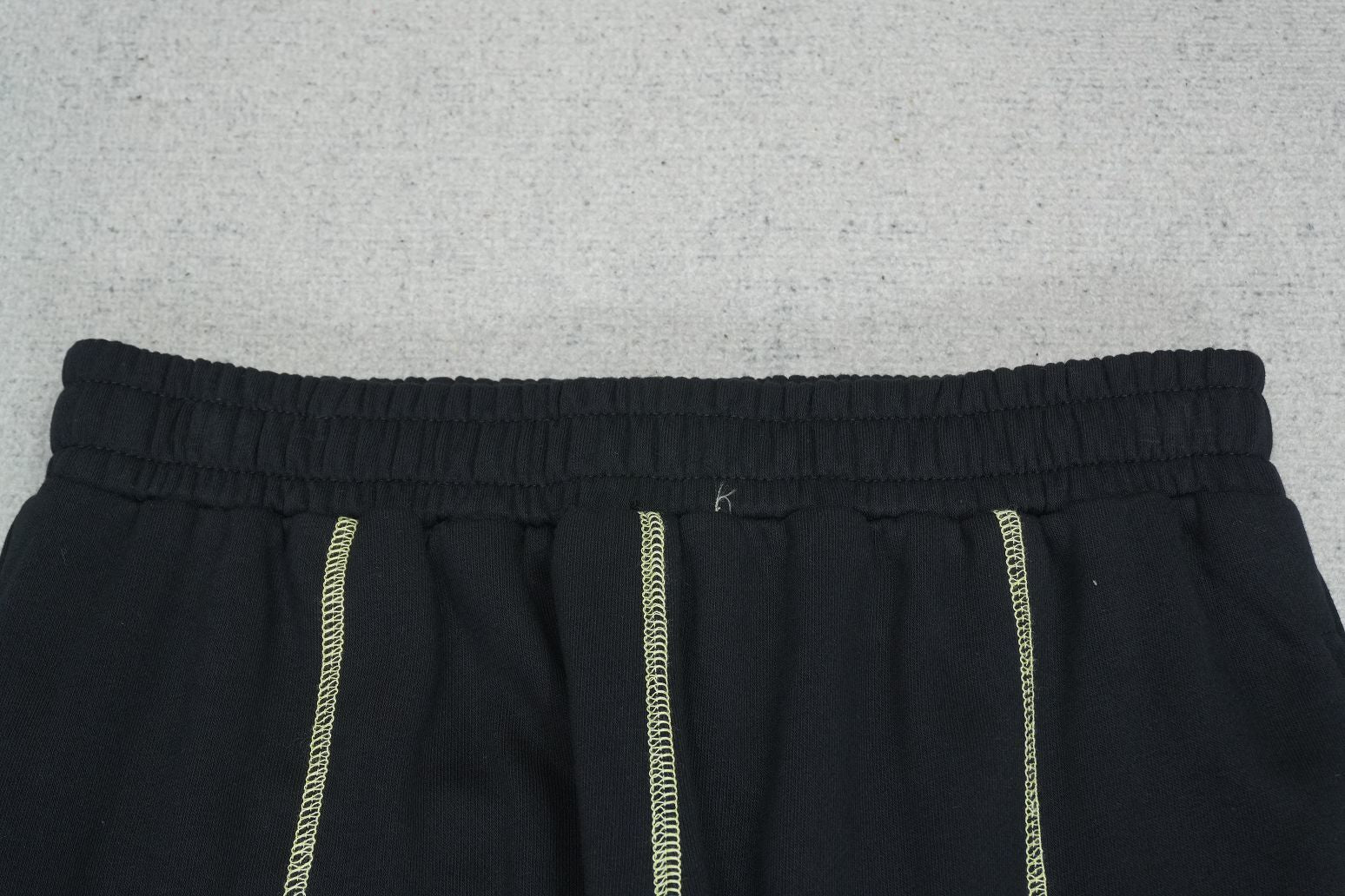 C - SWEATPANTS