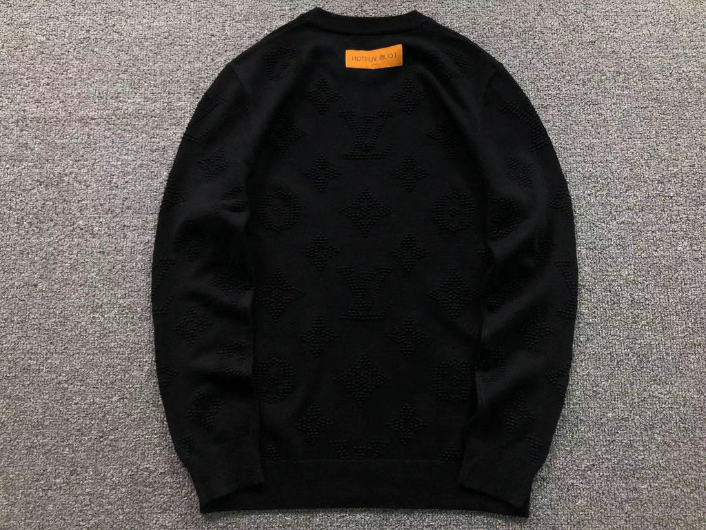 L - SWEATER