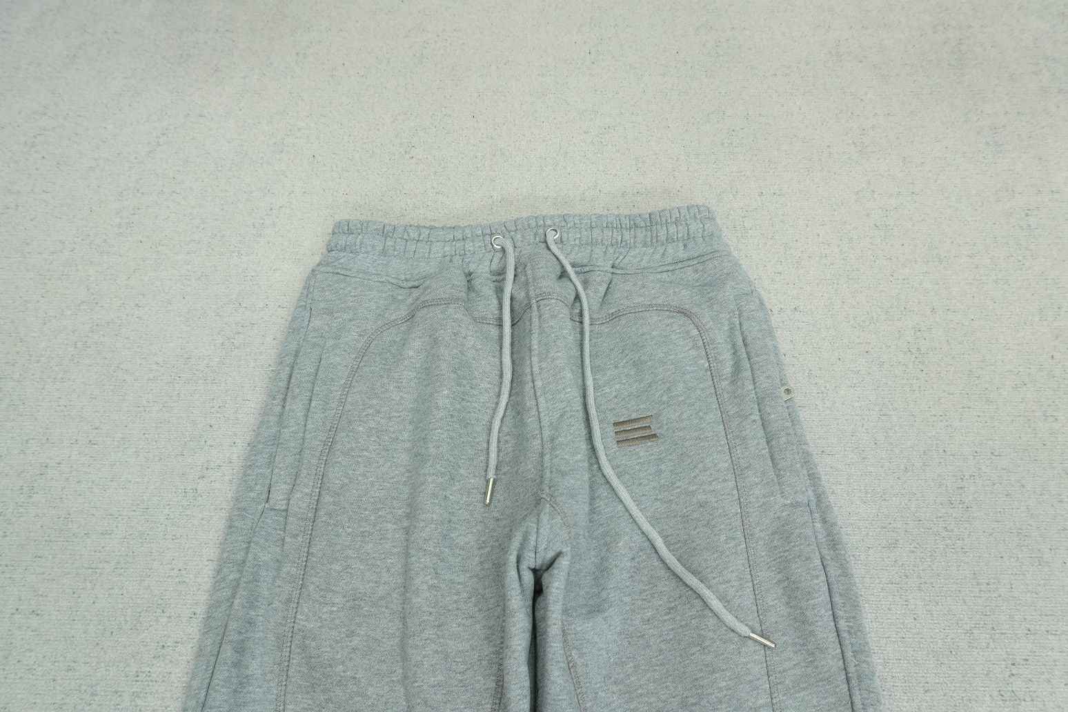 K - SWEATPANTS
