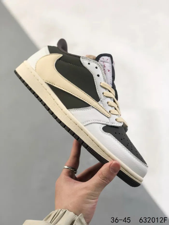 N - SNEAKERS
