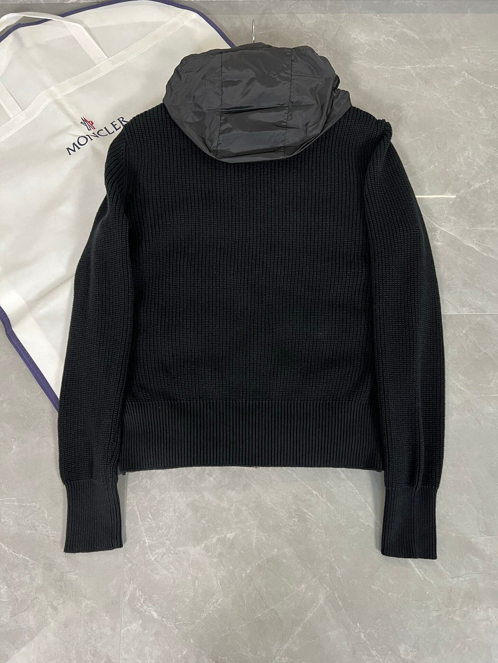 P - CARDIGAN