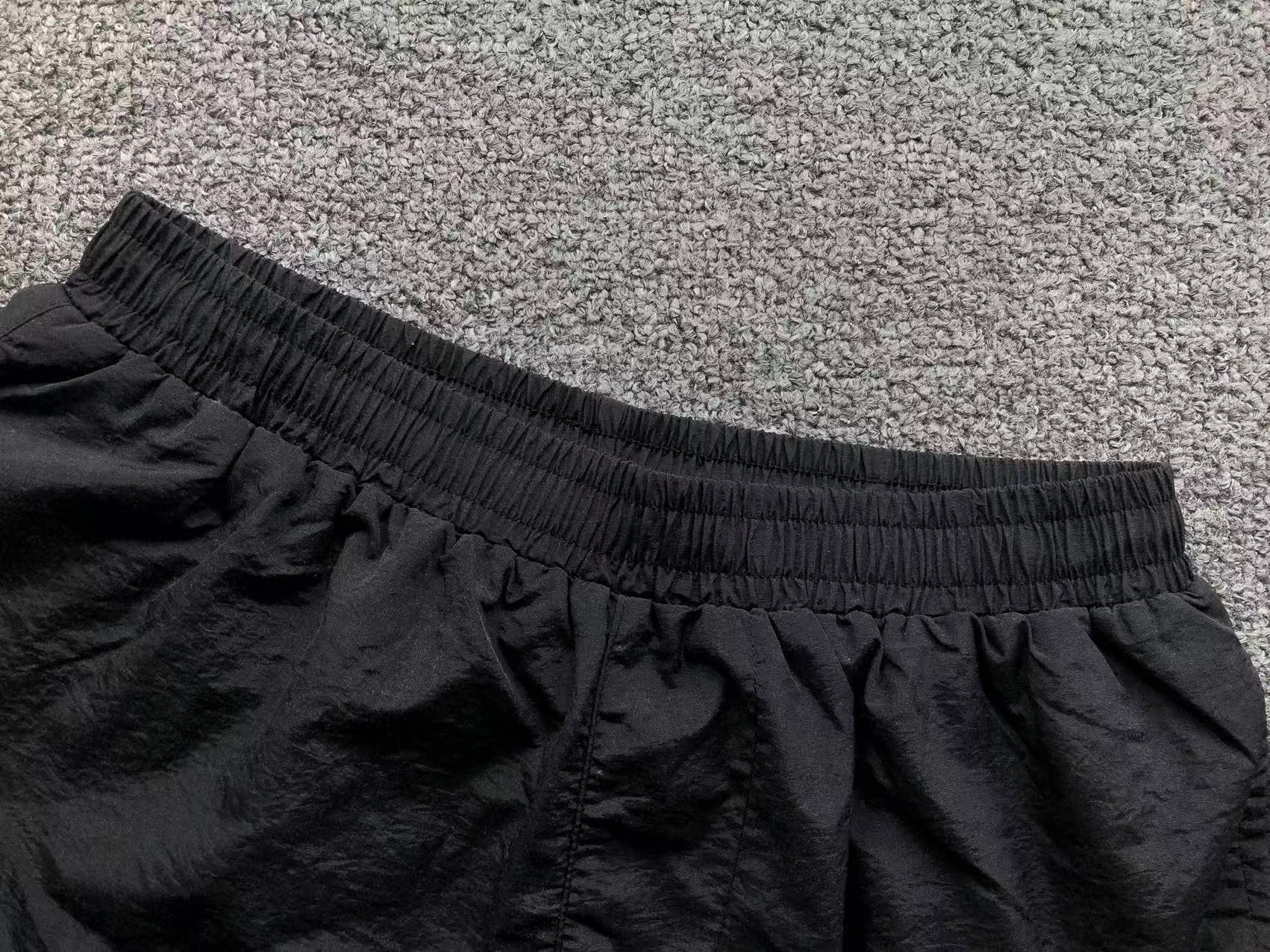 G - SHORTS