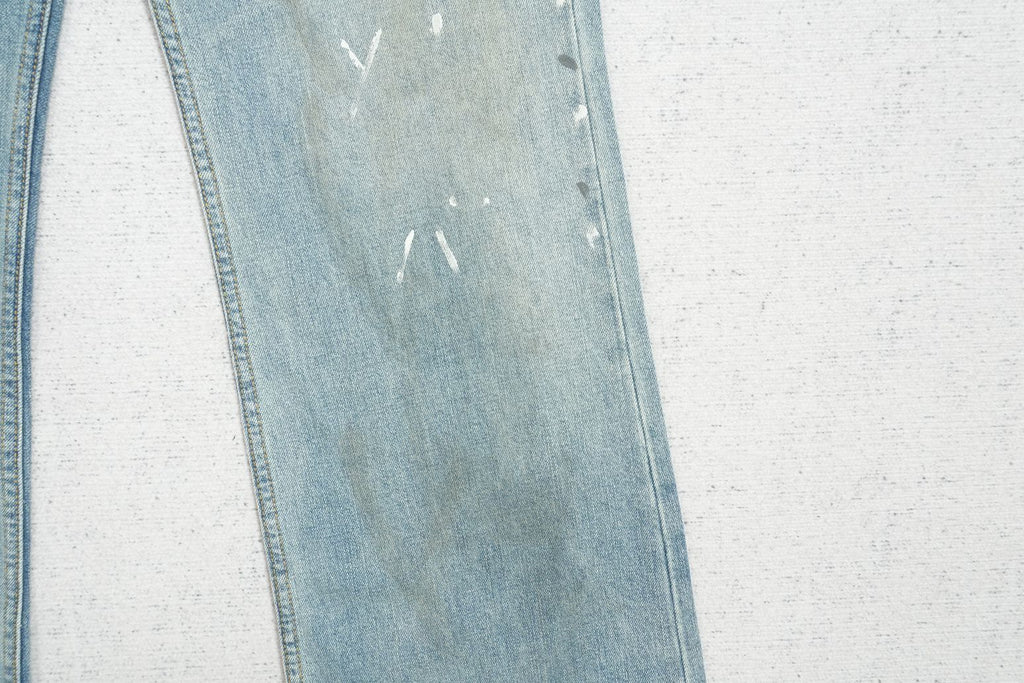 A - JEANS