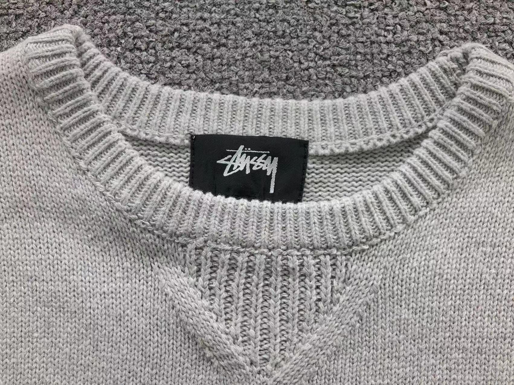 S - SWEATER