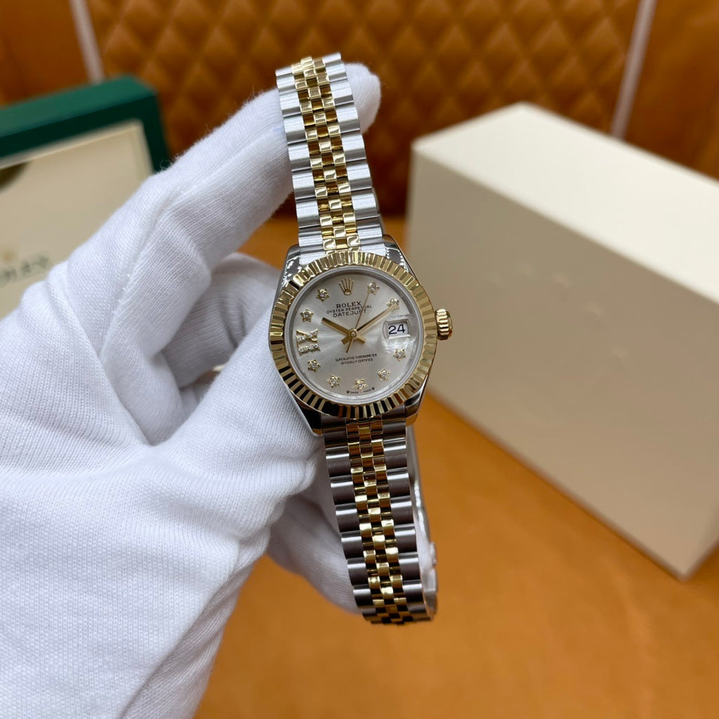 M - Watch