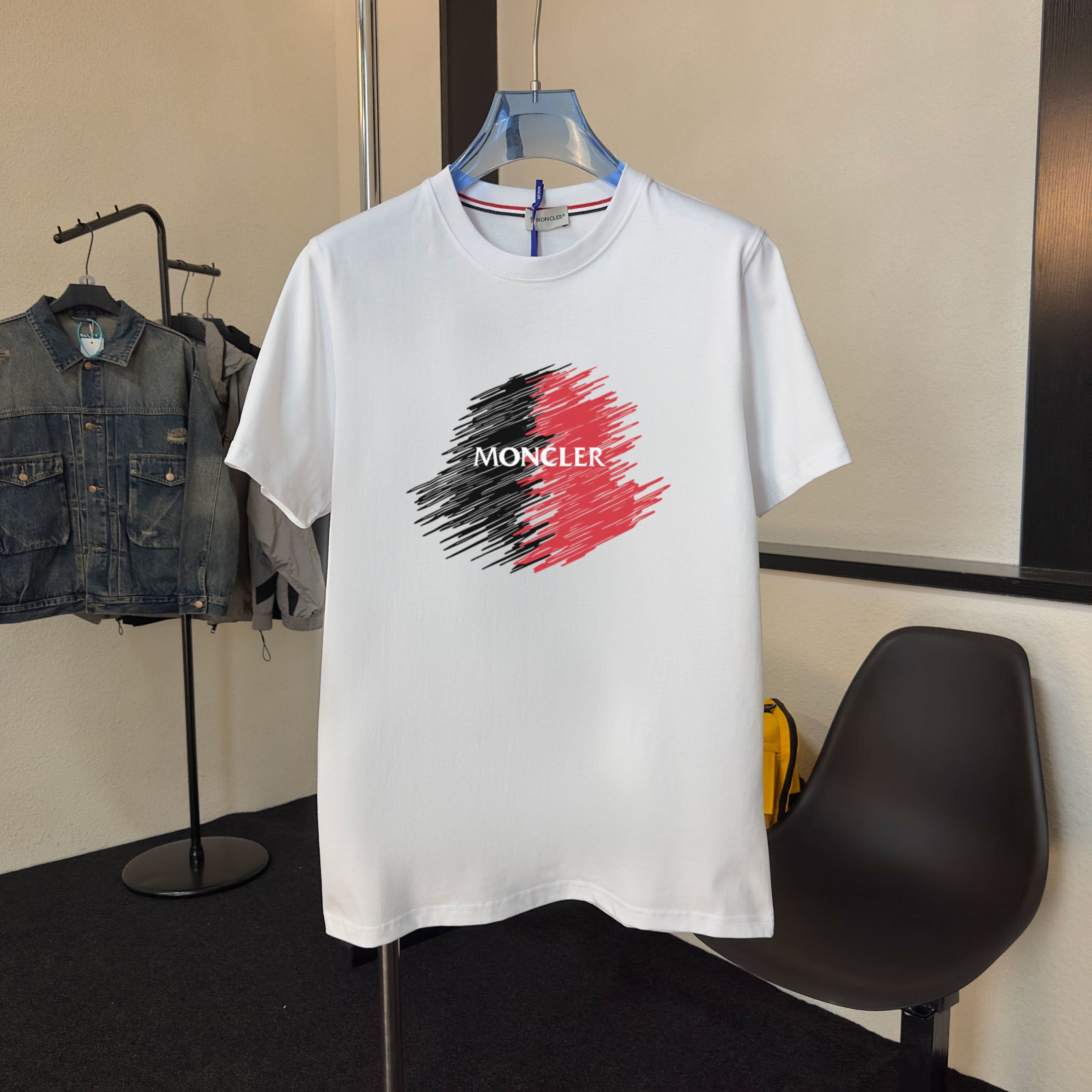 M - TSHIRT