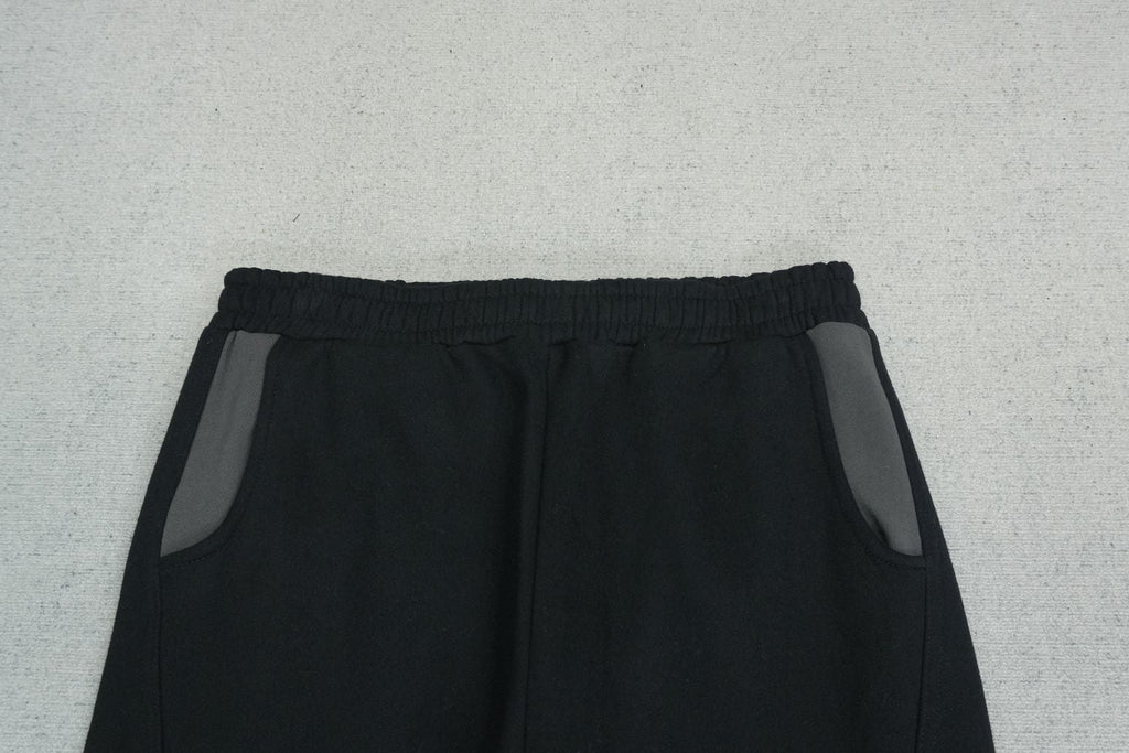 M - SWEATPANTS