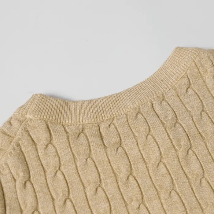 R - SWEATER