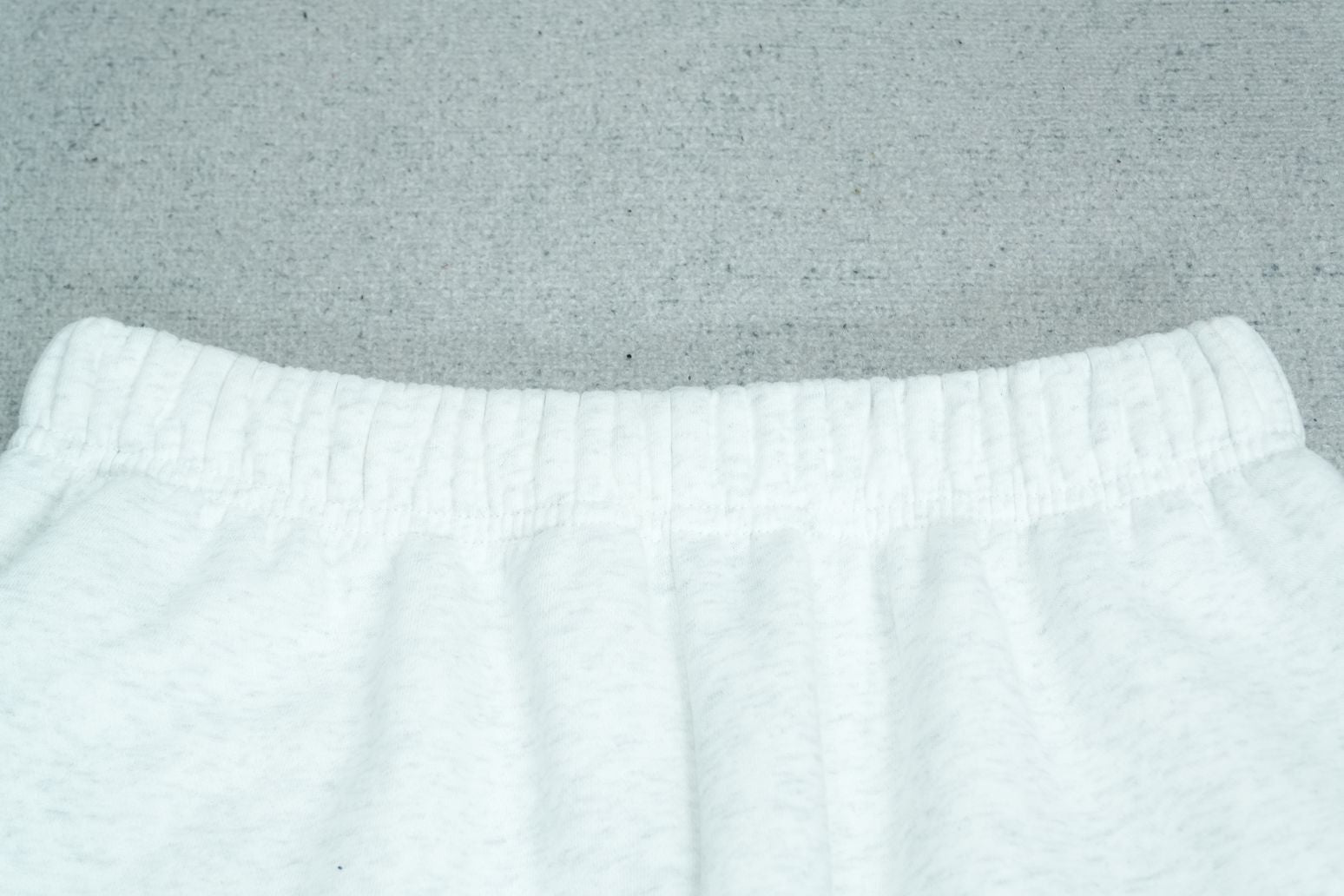 B - SWEATPANTS