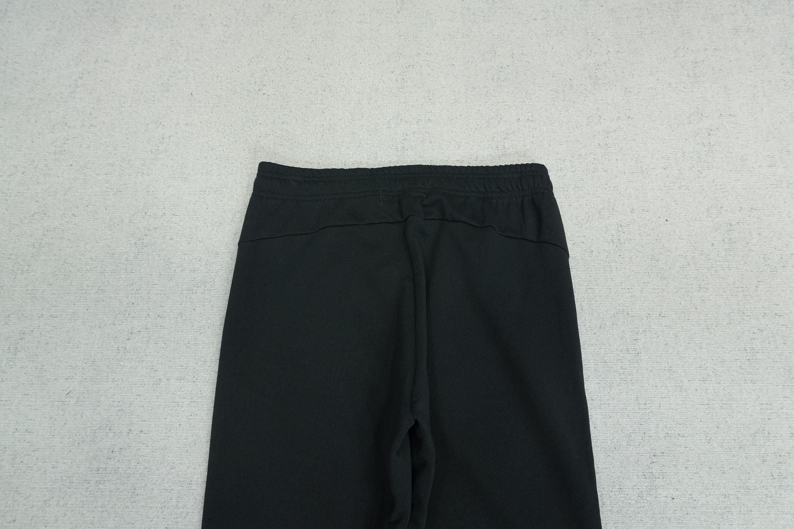 C - SWEATPANTS