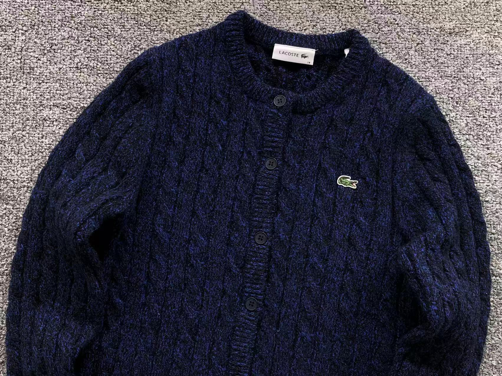 L - SWEATER