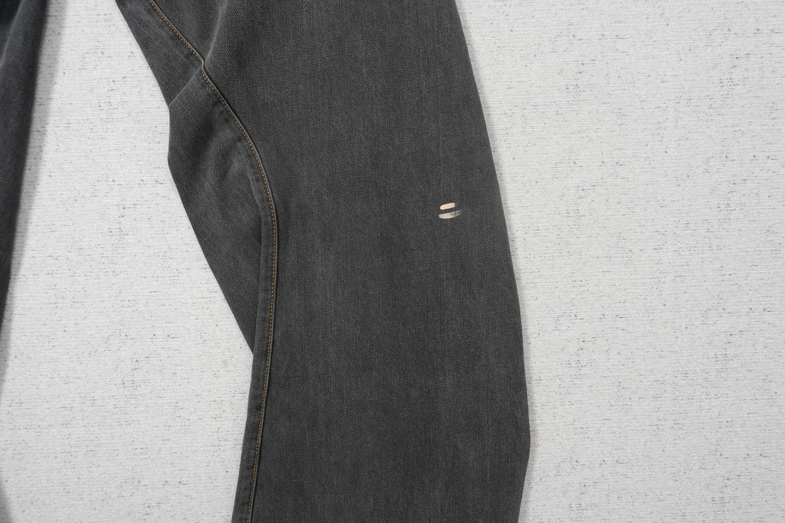 C - JEANS