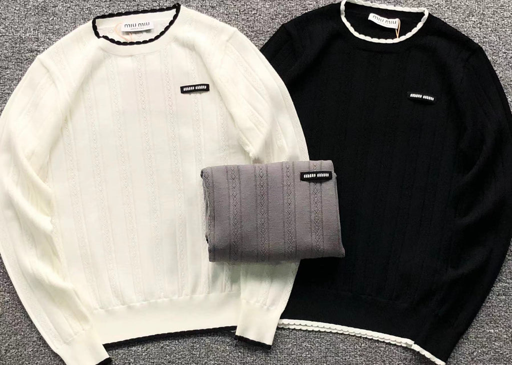 M - SWEATER