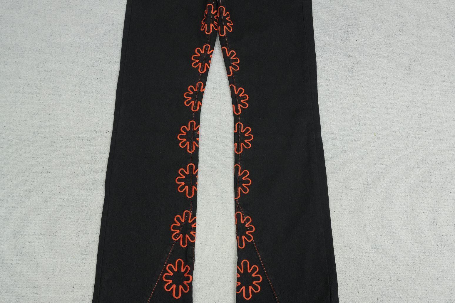 L - JEANS