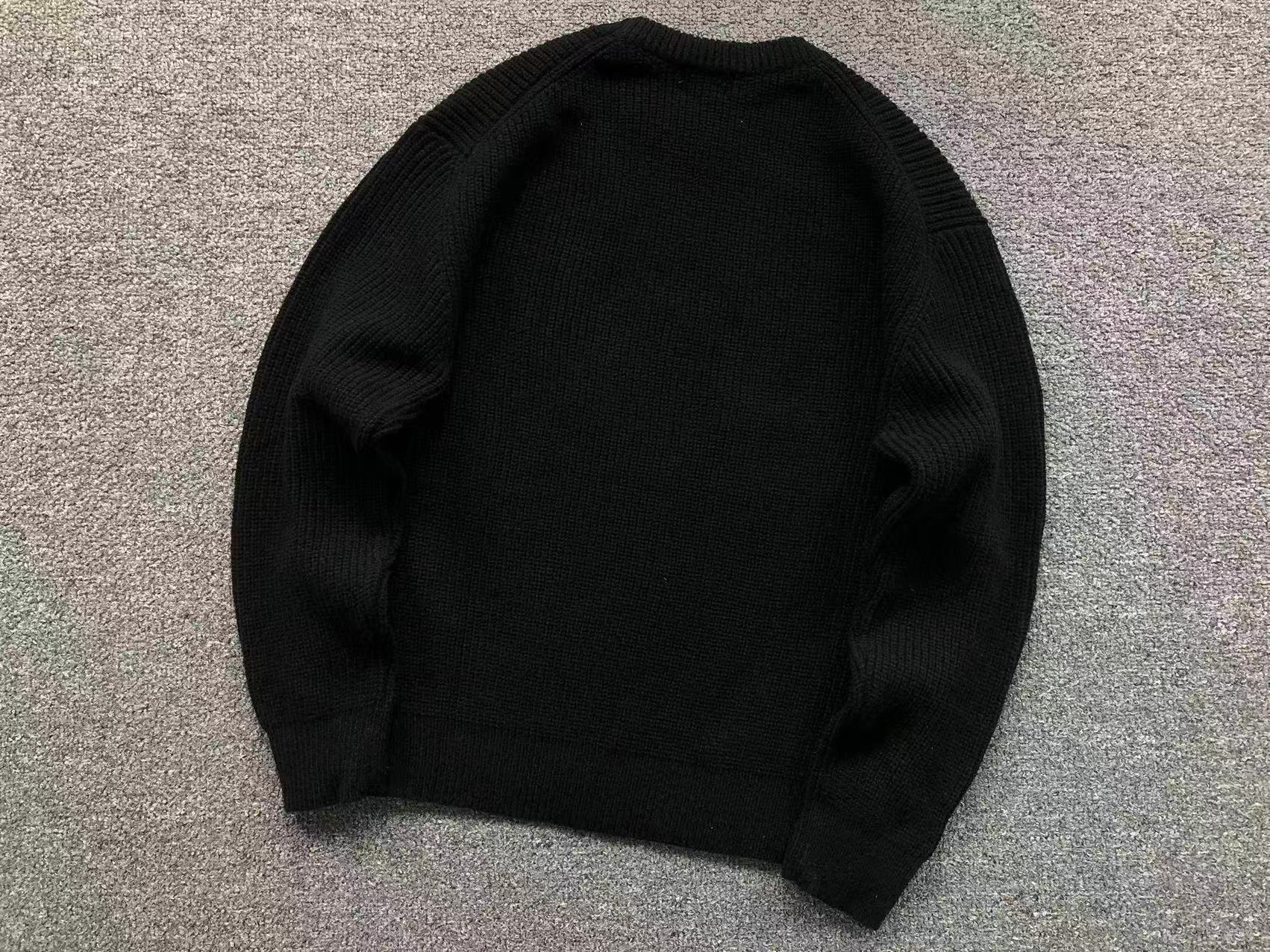C - SWEATER