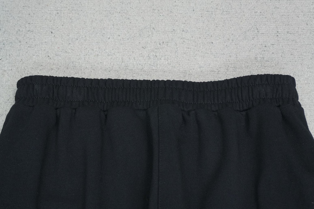 C - SWEATPANTS