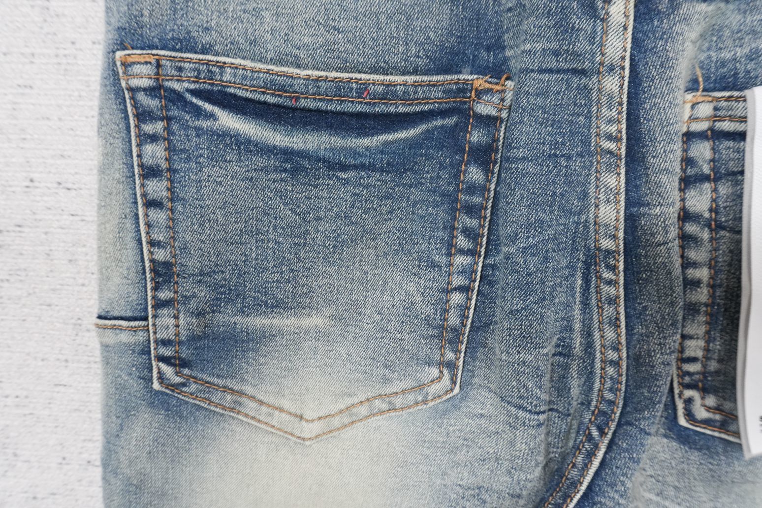 P - JEANS