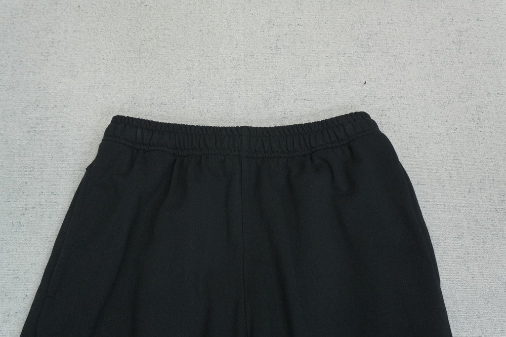 M - SWEATPANTS