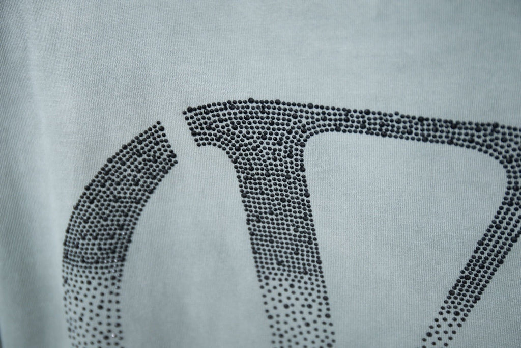 V - TSHIRT
