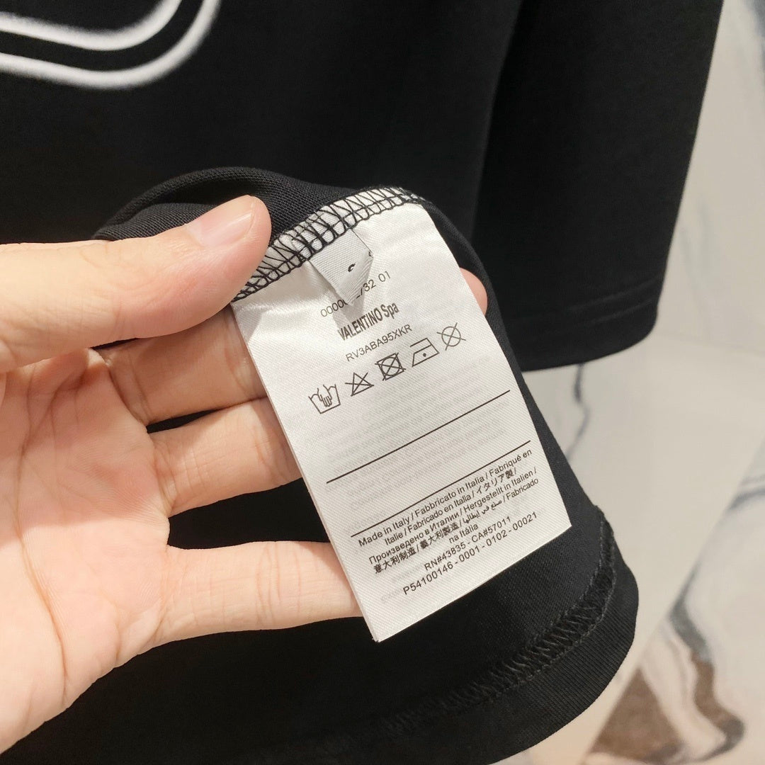V - TSHIRT