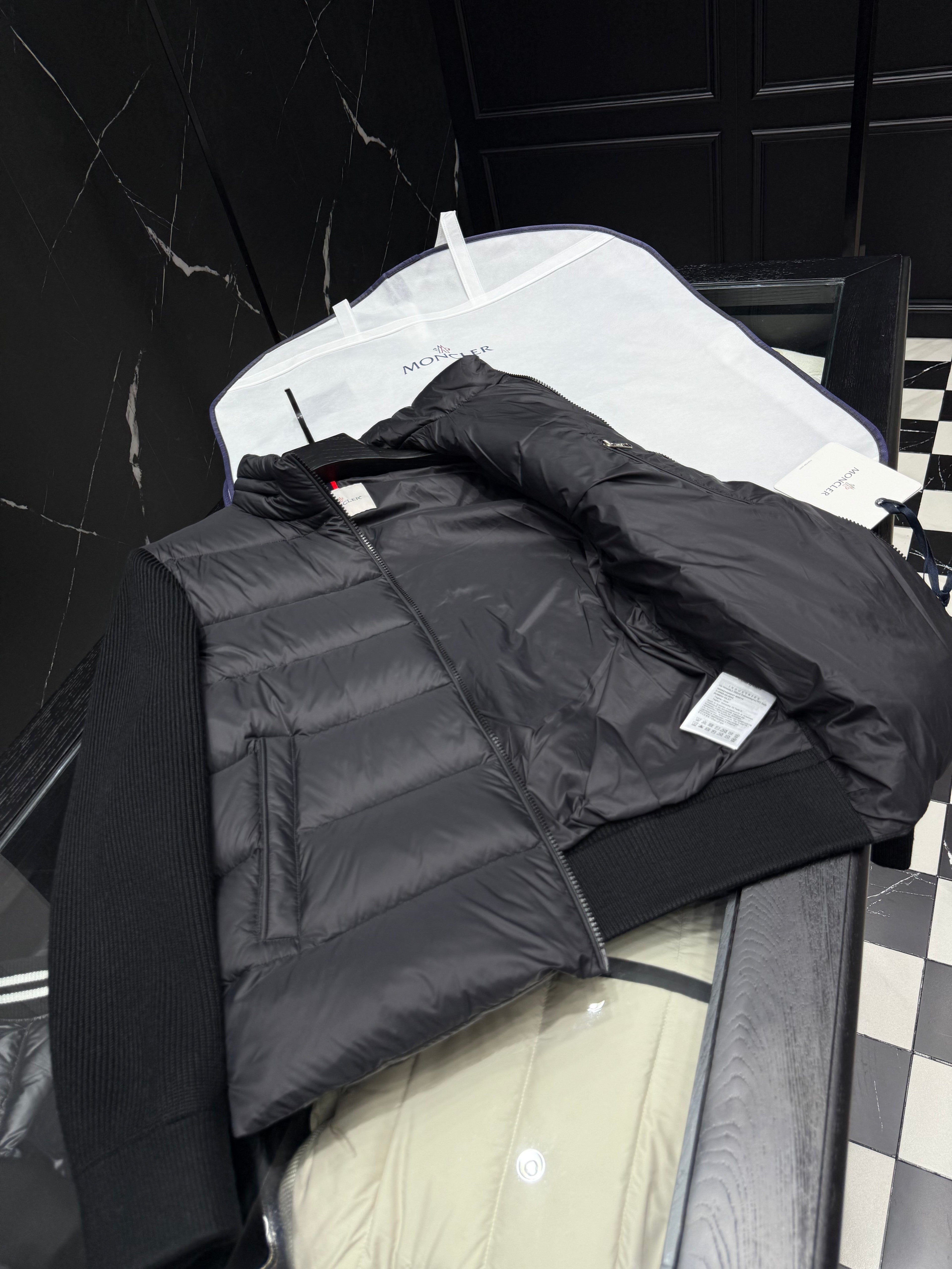 V - CARDIGAN