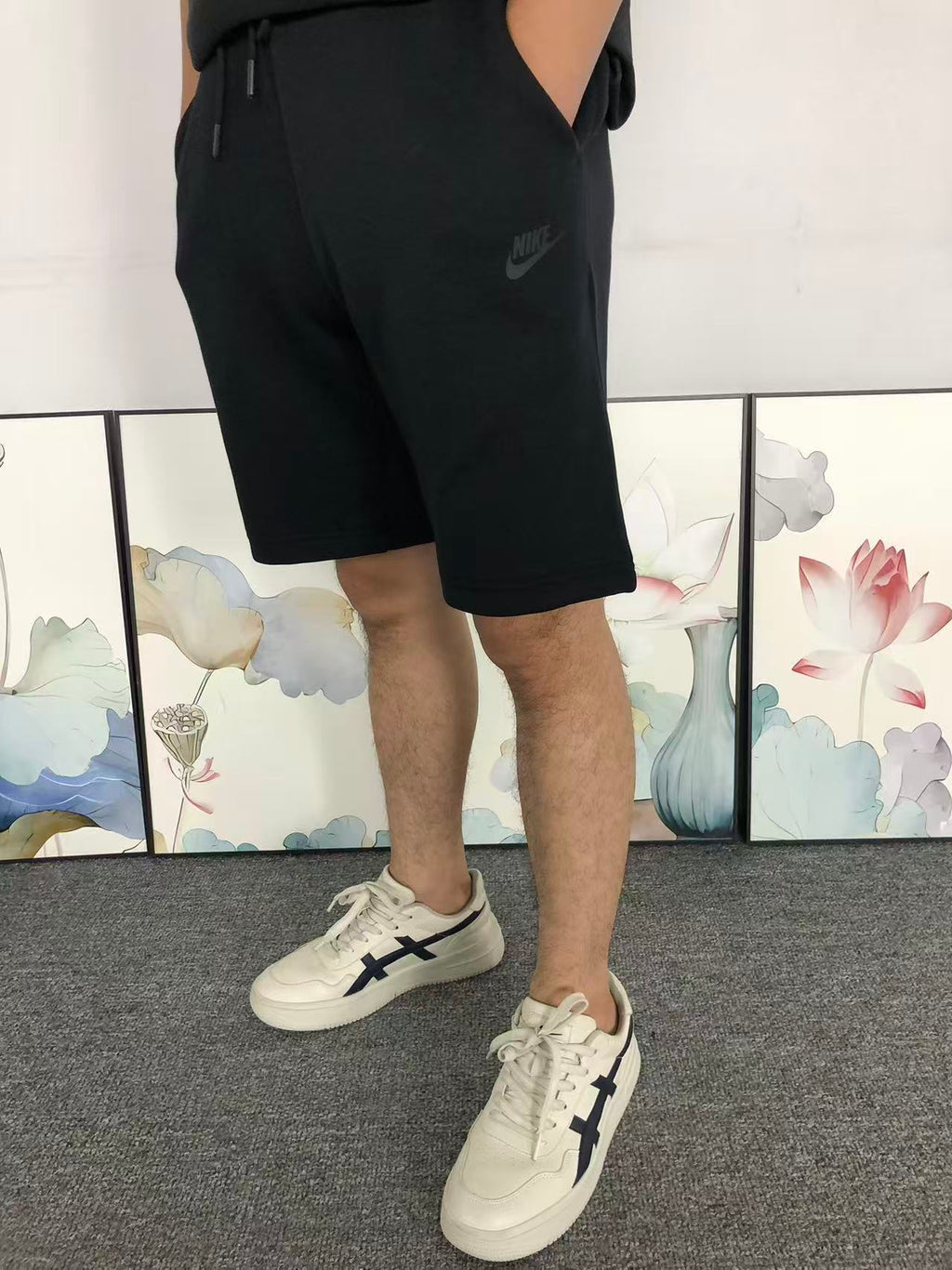 N - SHORTS