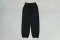 T - SWEATPANTS