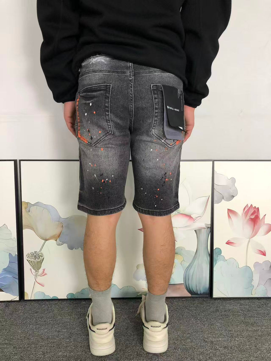 P - SHORTS
