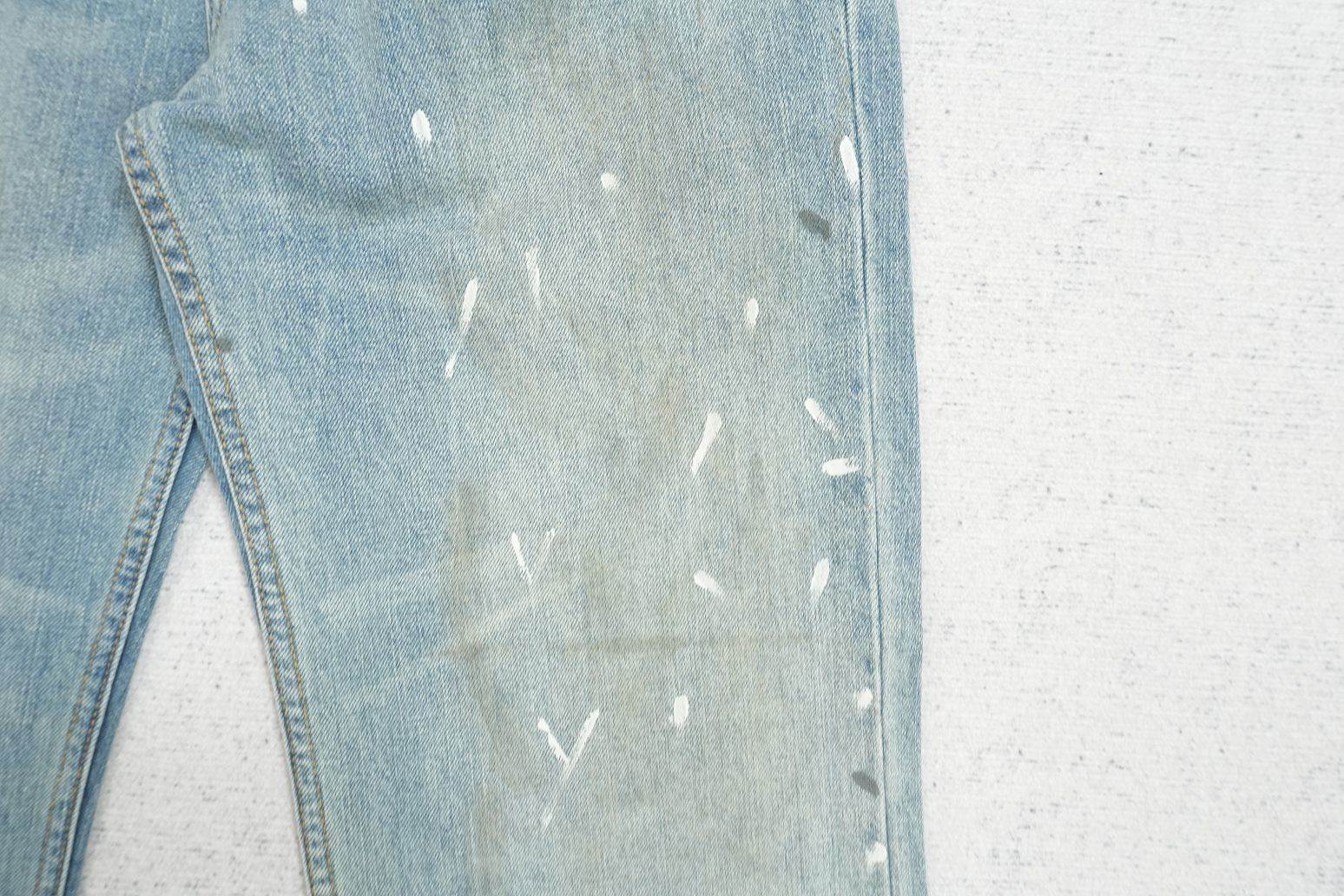 A - JEANS