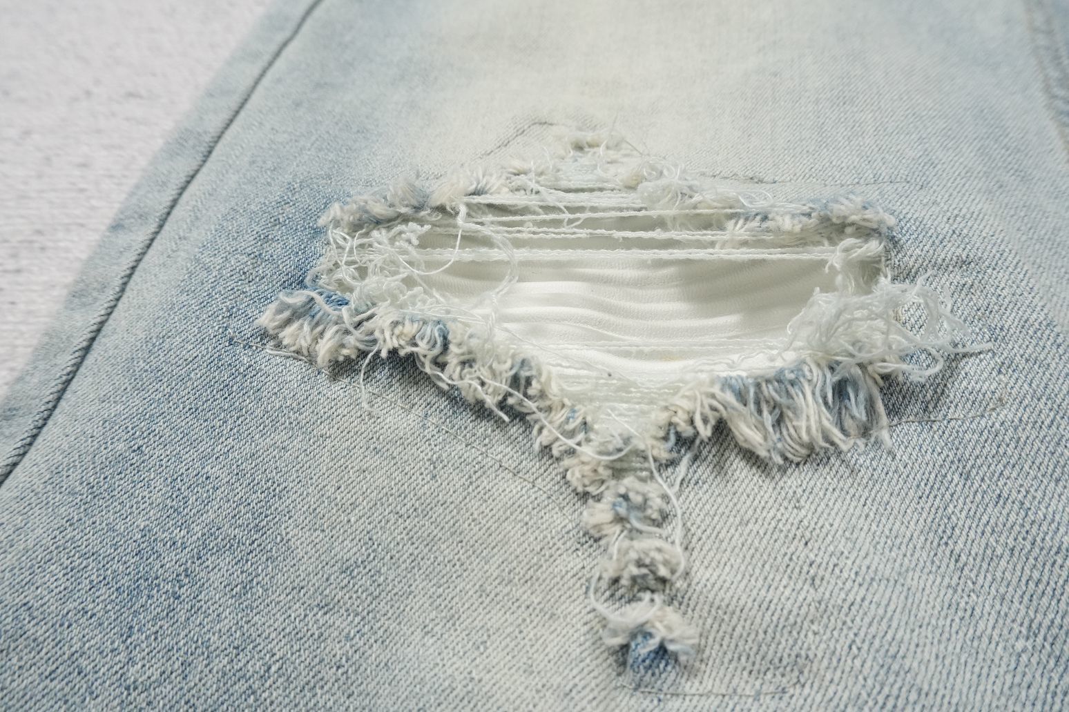 A - JEANS
