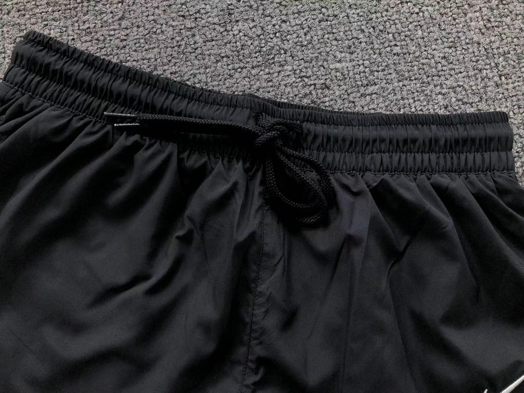 N - SHORTS