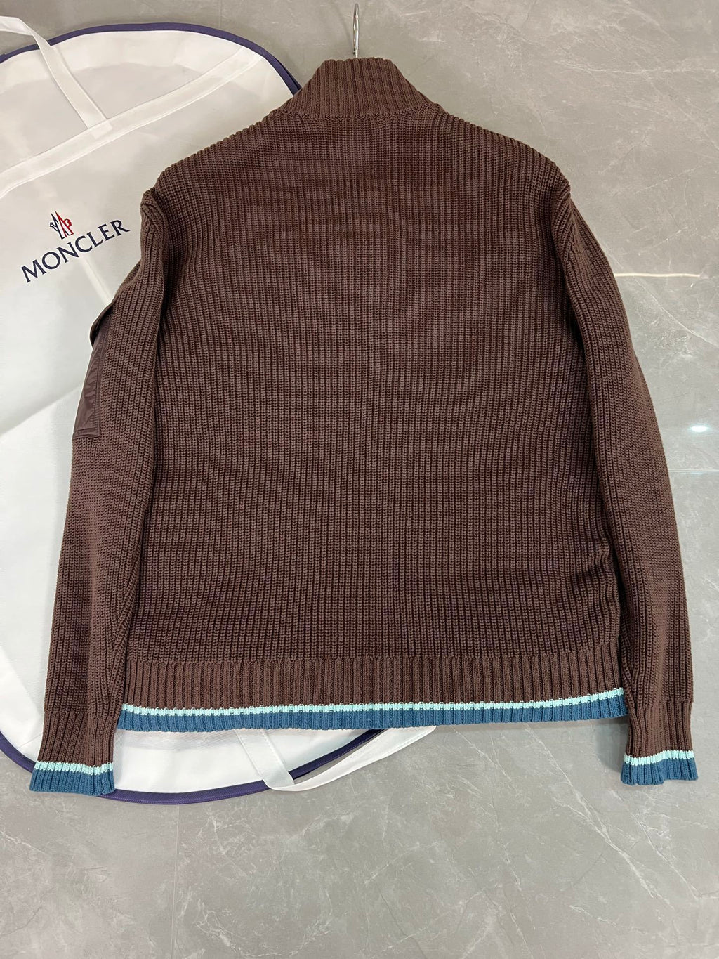 P - CARDIGAN