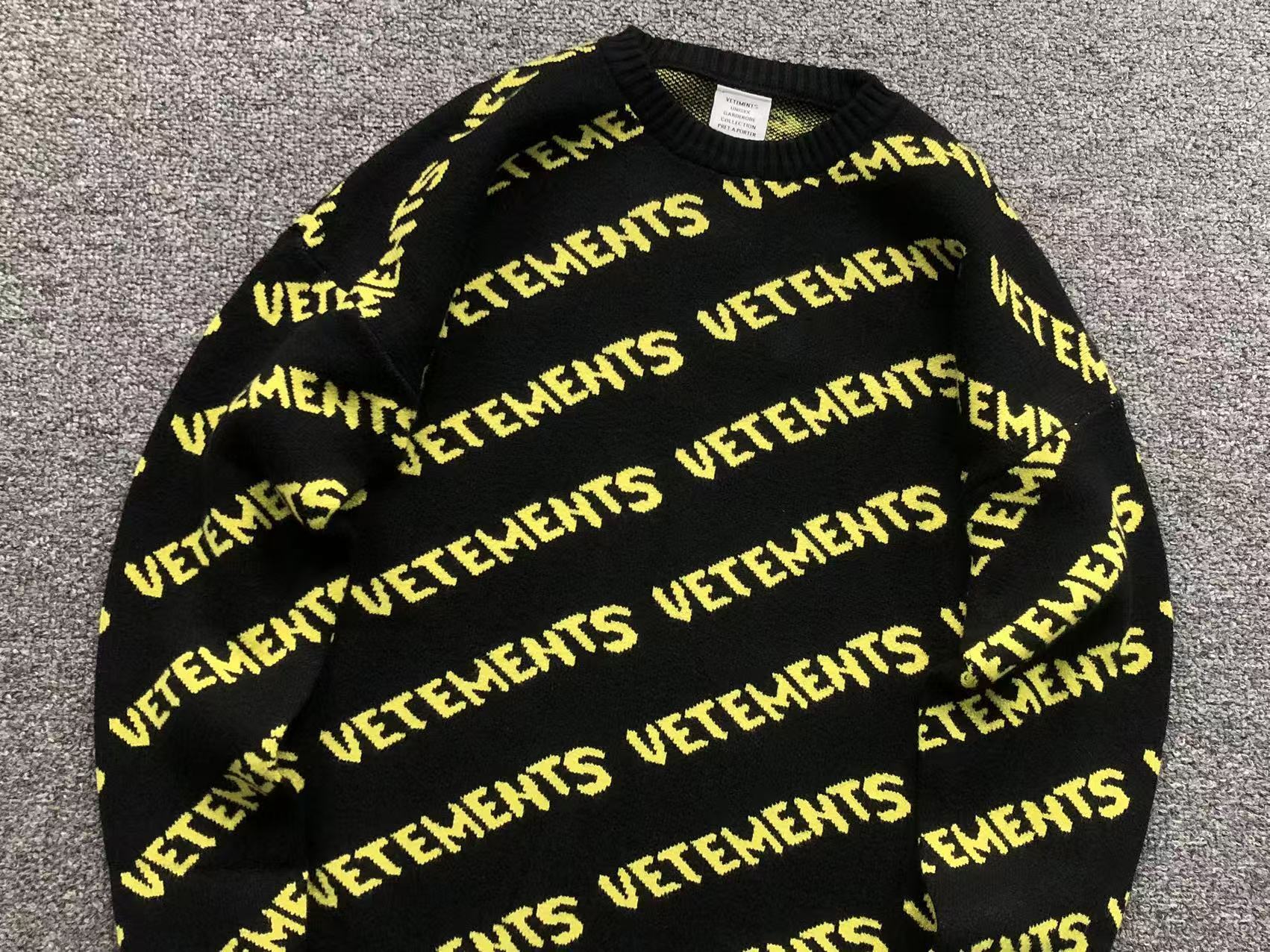 V - SWEATER