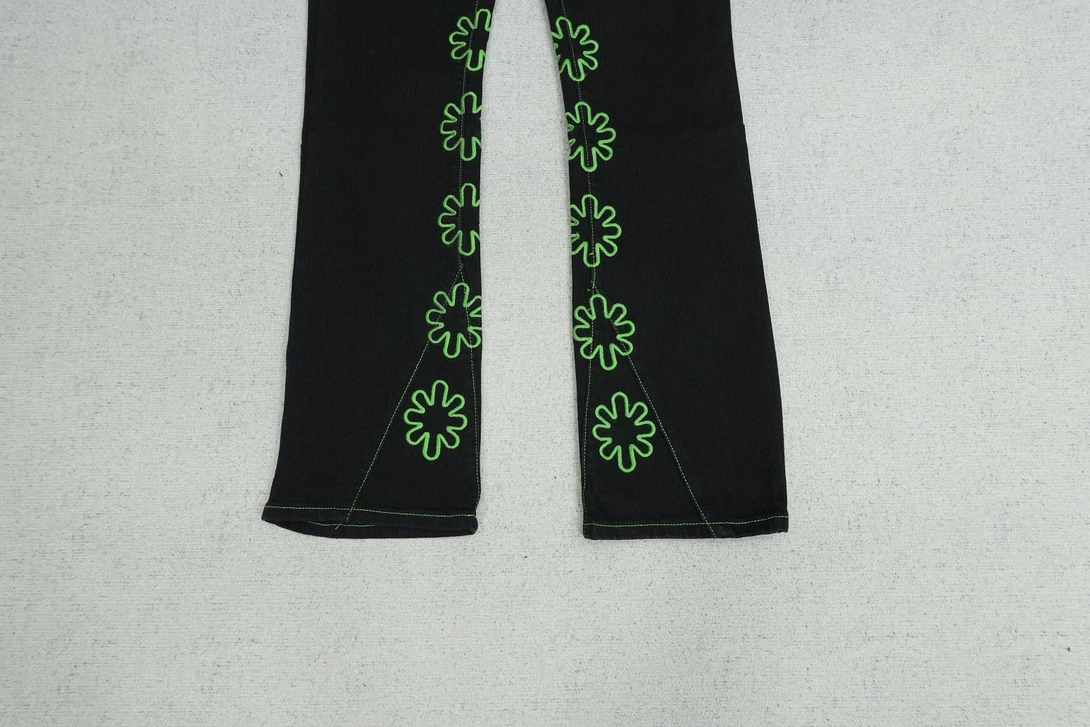 L - JEANS