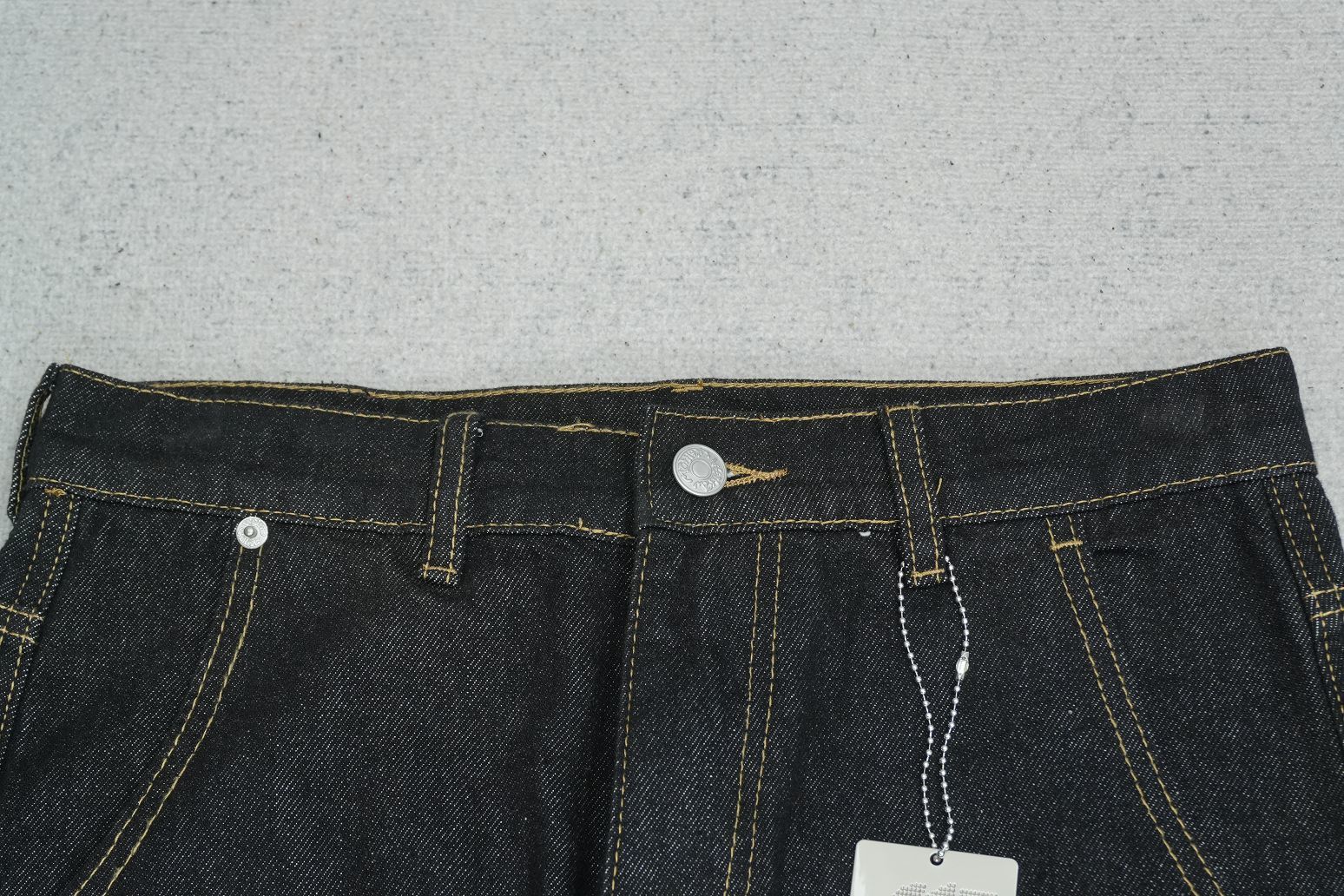 M - JEANS