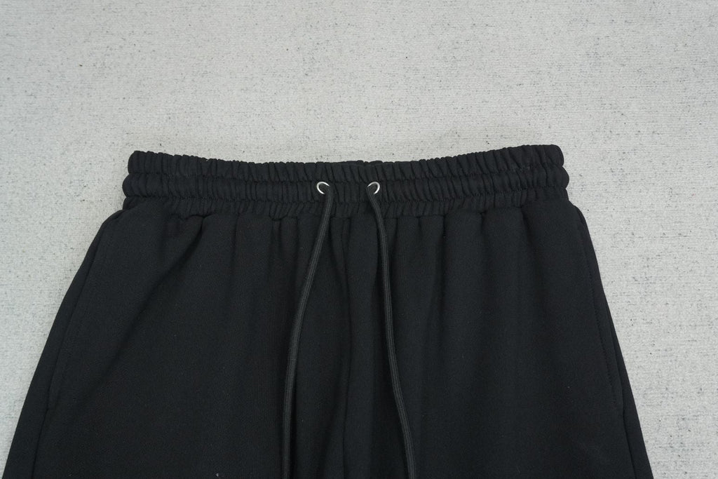 G - SWEATPANTS