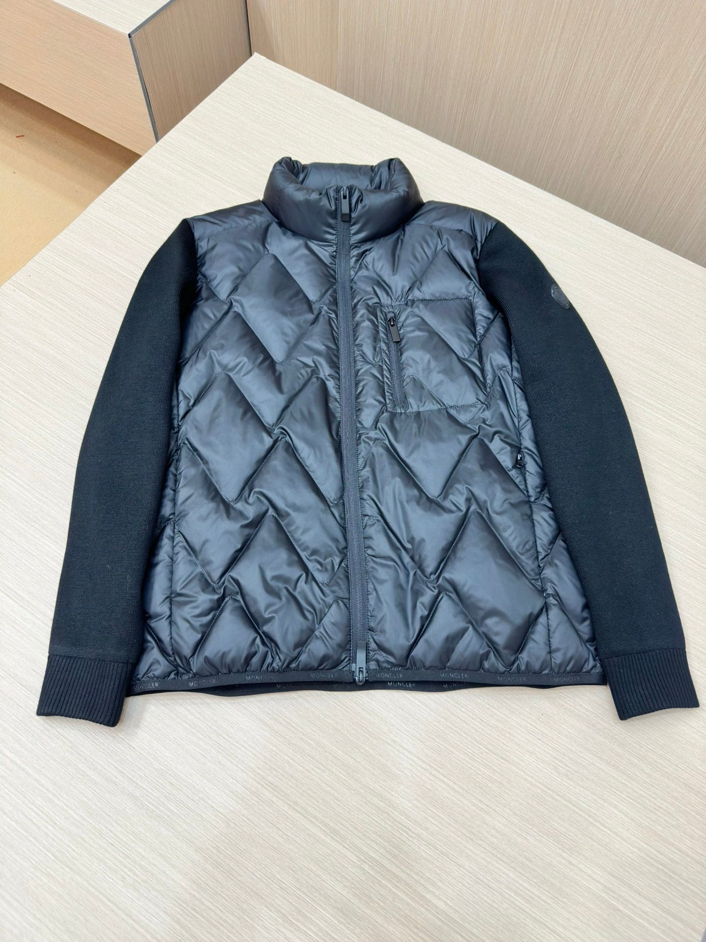 P - CARDIGAN