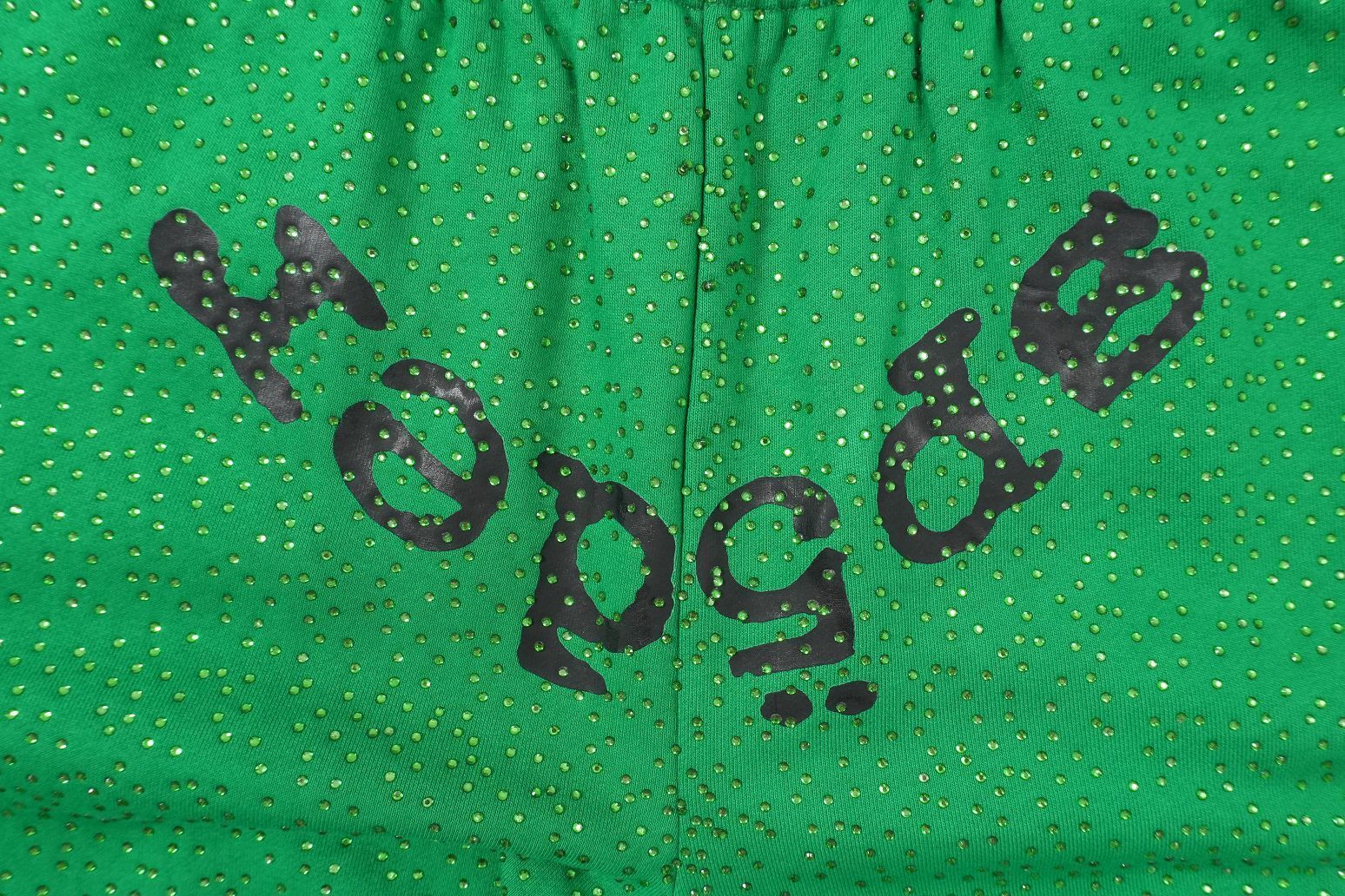 S - SWEATPANTS