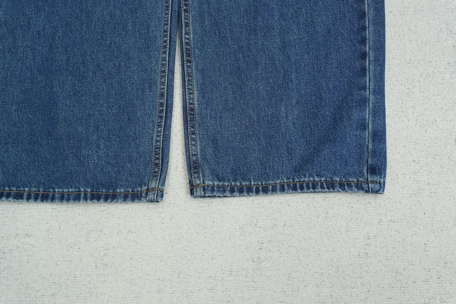 D - JEANS