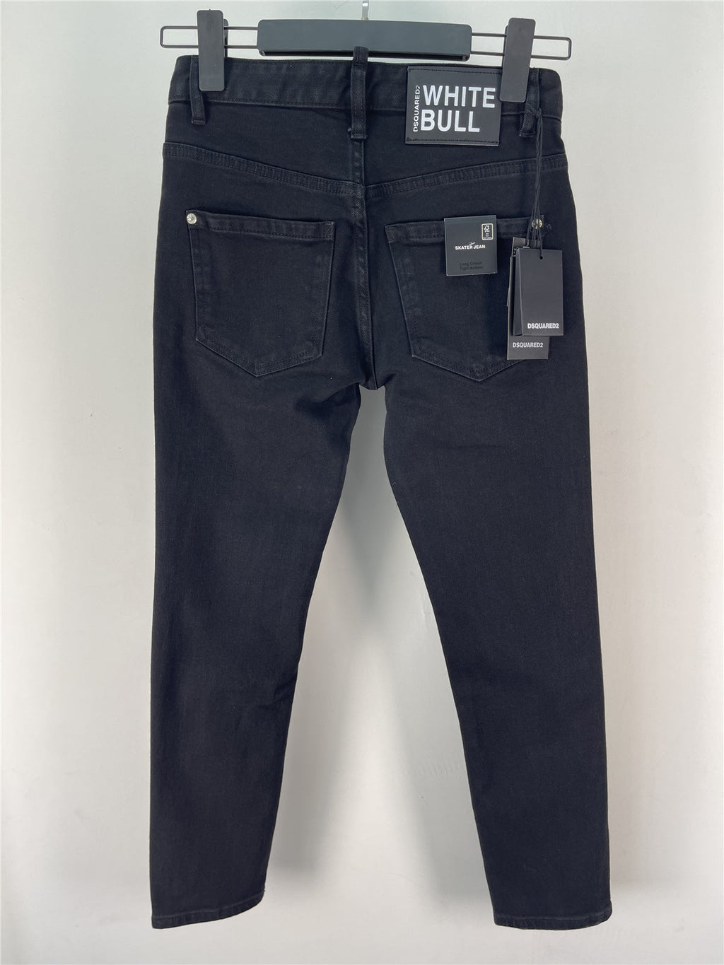 D - JEANS