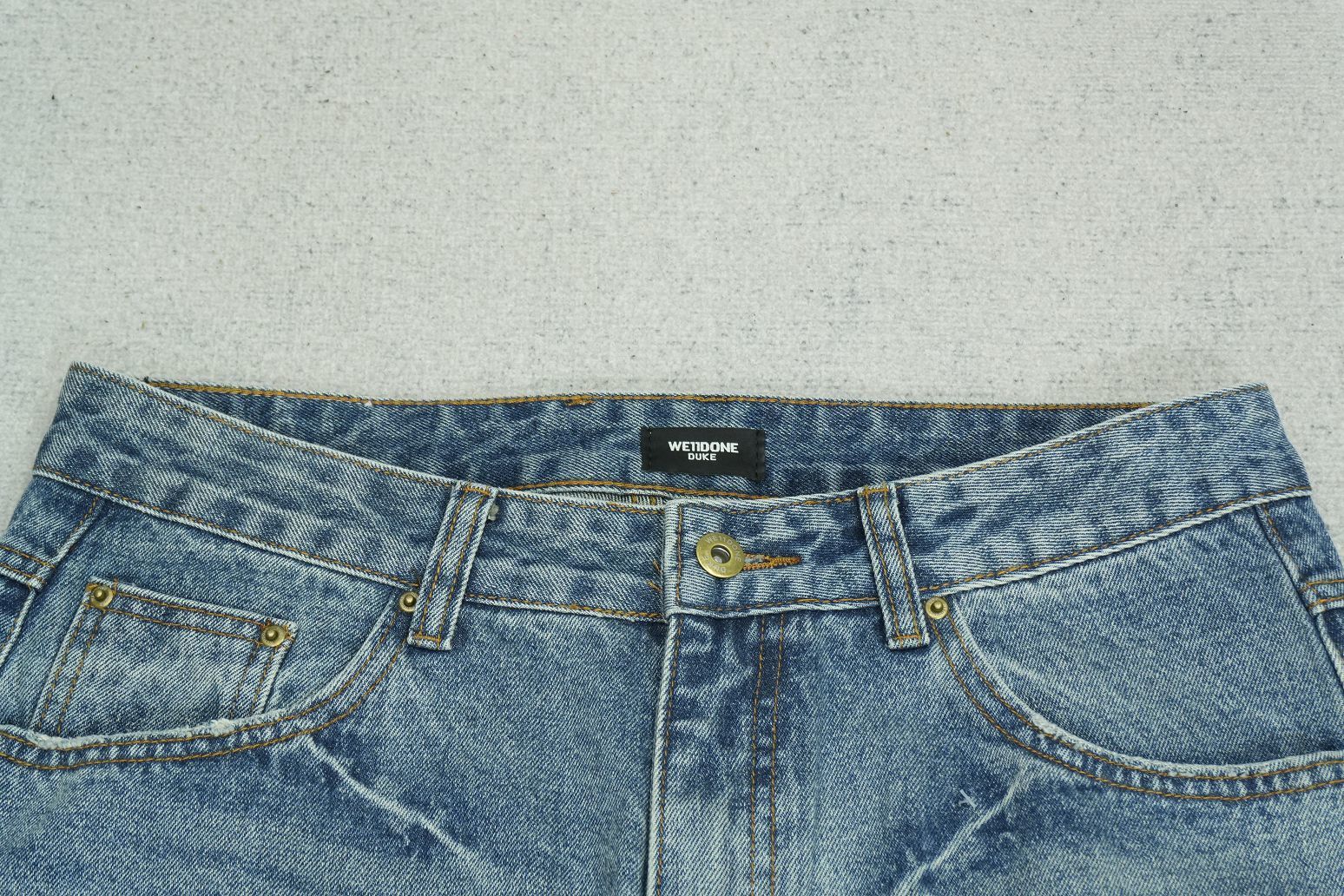 W - JEANS