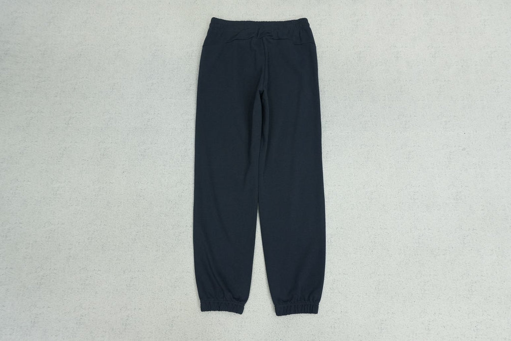 C - SWEATPANTS