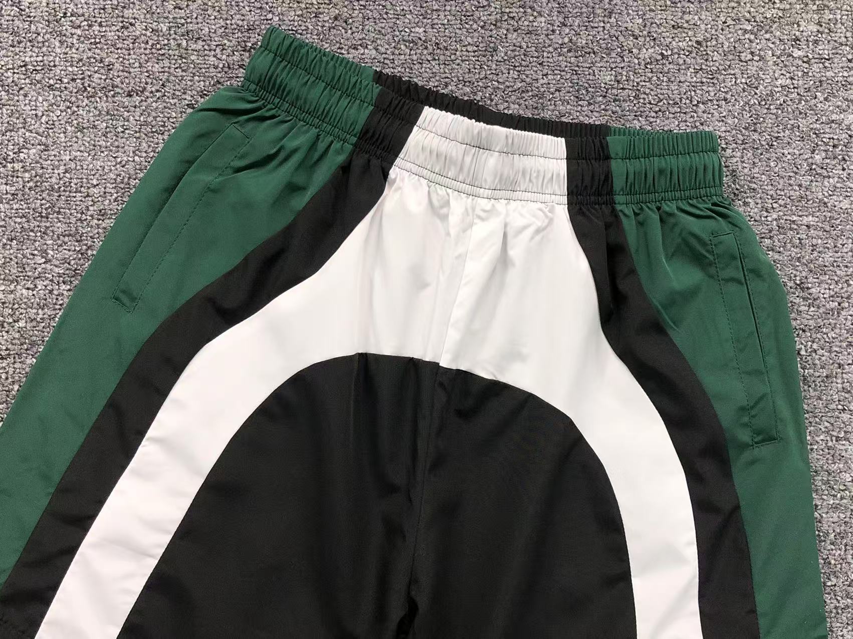 T - SHORTS