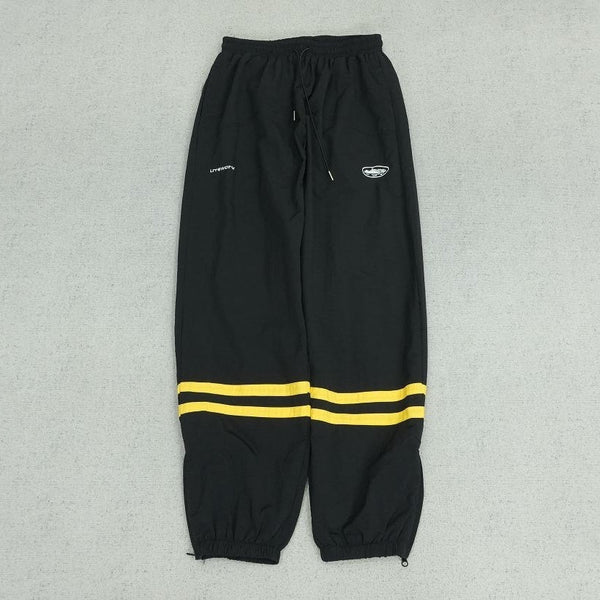 C - SWEATPANTS